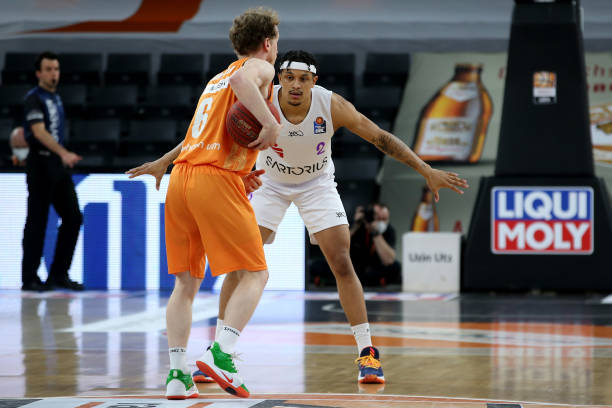 一家之主 一家之主